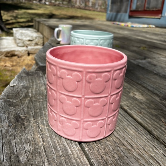 Disney Mickey Flower Pots (2) - Picture 3 of 3